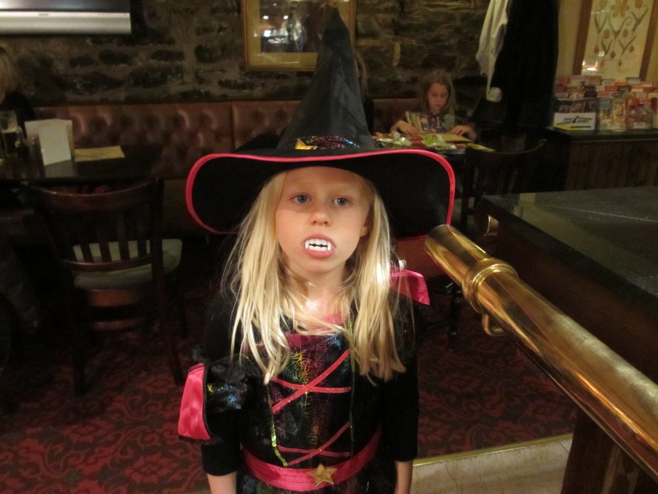 family_2012-10-31 19-03-09_wales